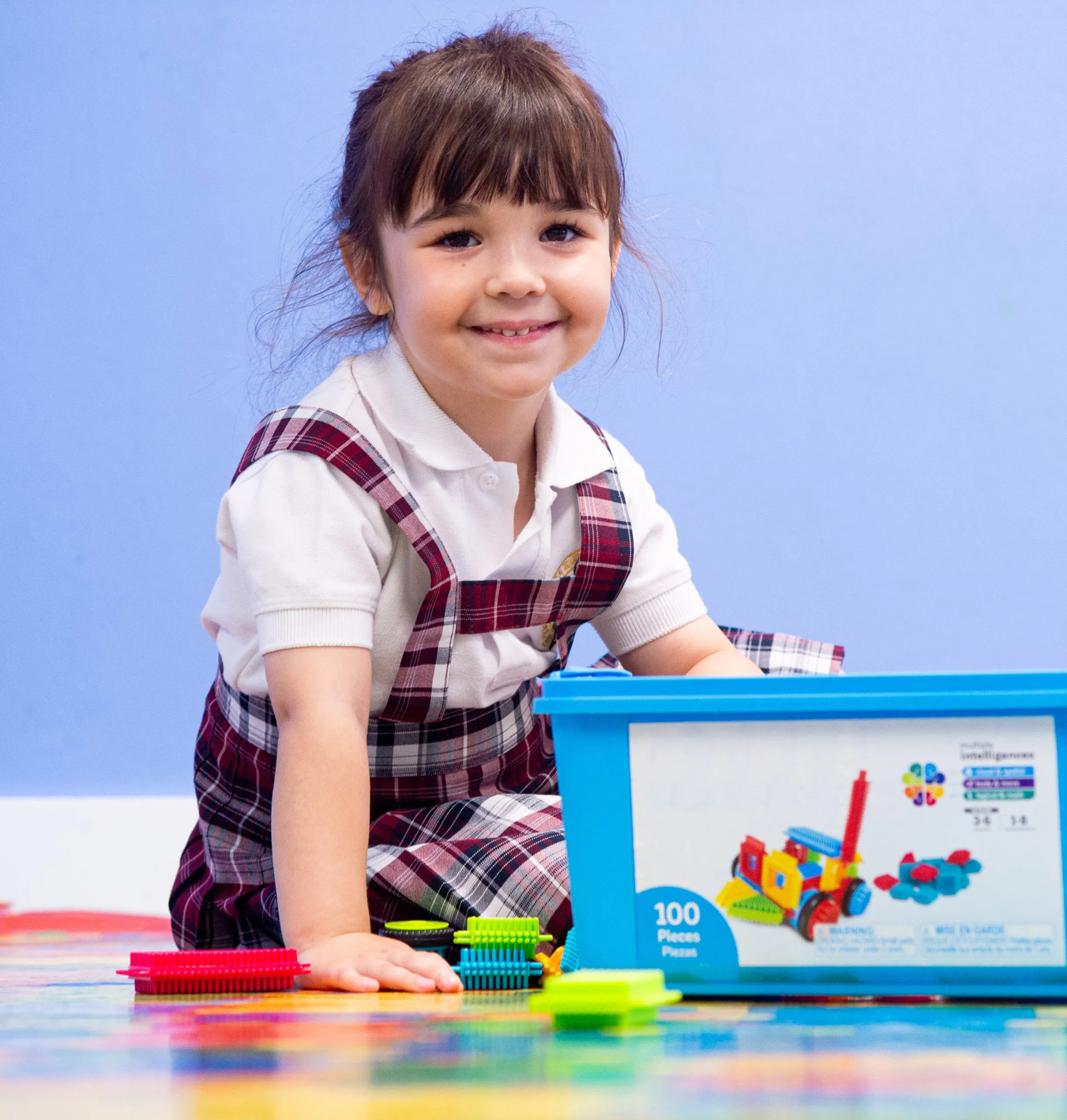 Educacion-de-clase-mundial-para-lideres-del-manana-movil-v2-scaled_11zon